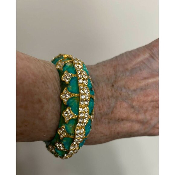Rare ViTG 1960's Era Kenneth Jay Lane Turquoise Crystals Gold Tone Hinged Bangle - Picture 7 of 11
